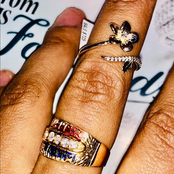 10k solid gold Real Diamond promise ring NOT CZ! - Picture 7 of 12